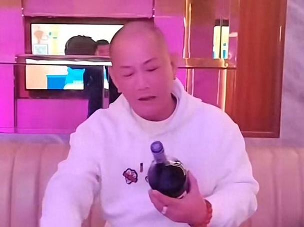 新澳门彩出号综合走势图和歌手突发脑溢血去世与著名歌唱家脑溢血